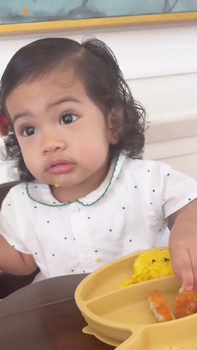 GEMASNYA PUTRI KECIL IRWANSYAH DAN ZASKIA SUNGKAR LAHAP BANGET,UKKASYA SAMPAI RELA NUNGGUIN DI DAPUR