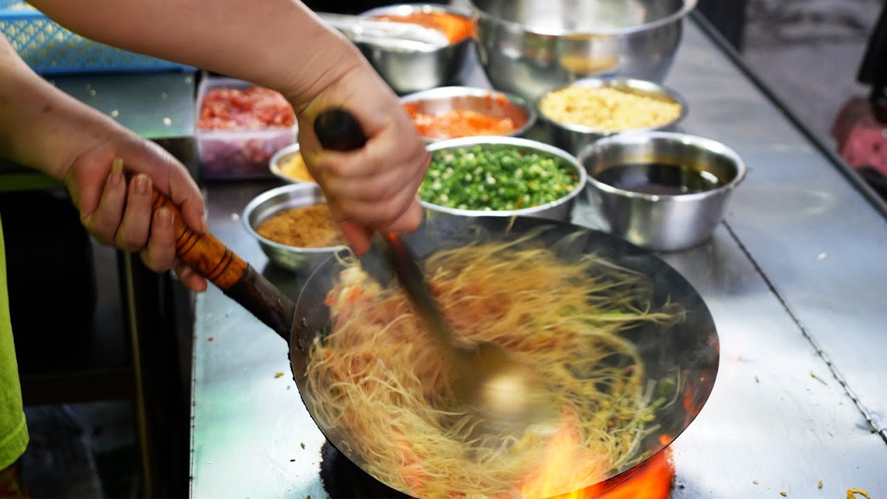 Amazing Wok Skills! Cooking with Extreme Powerful Fire - Wok Skills in Taiwan /台式大火快炒! 海鮮熱炒, 大民生平價海鮮