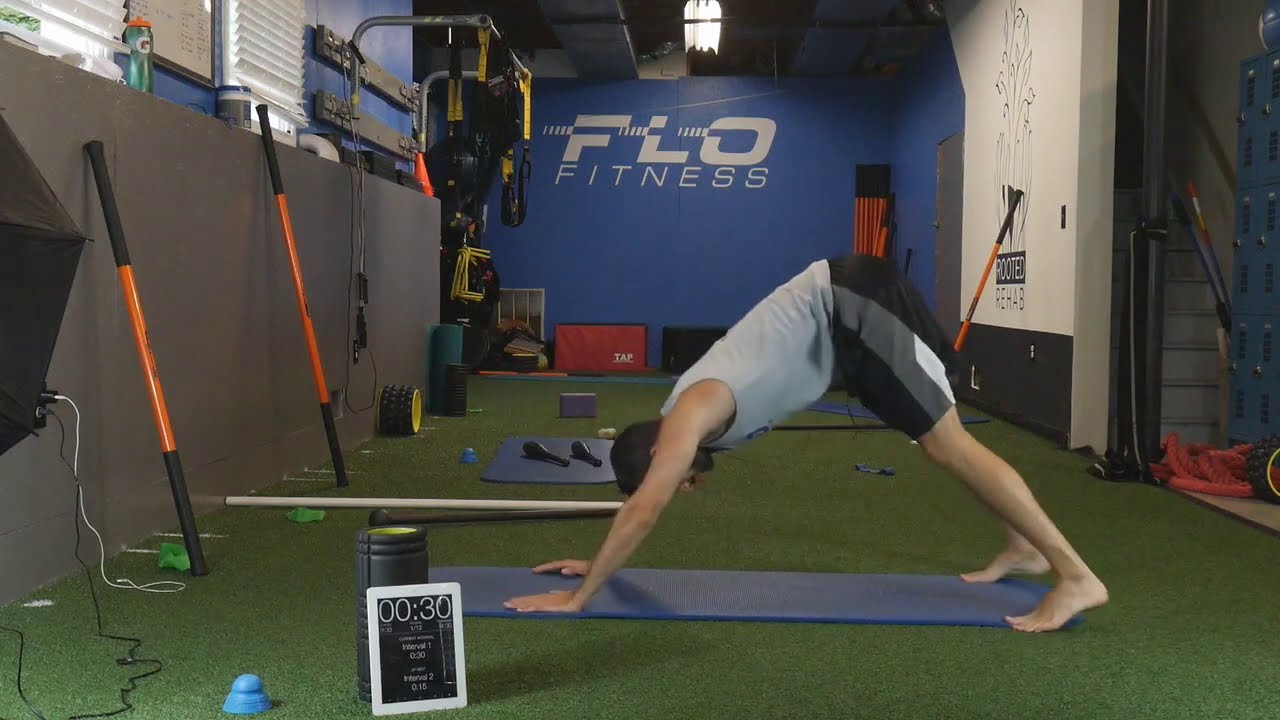 Increase Your Thoracic and Rib Mobility: Ape to Reach Active Stretch ...