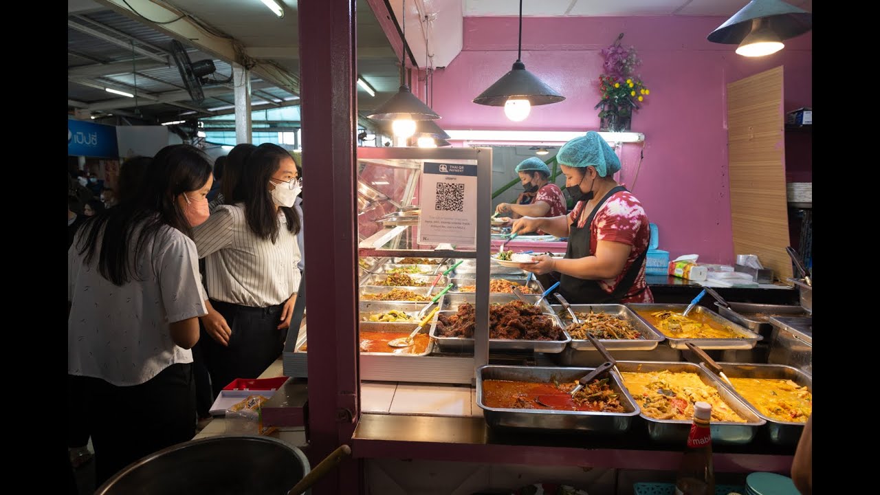 [4K] Cheap food court destination on lunchtime at Sukta market Asok