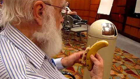 James Randi and the Banana trick