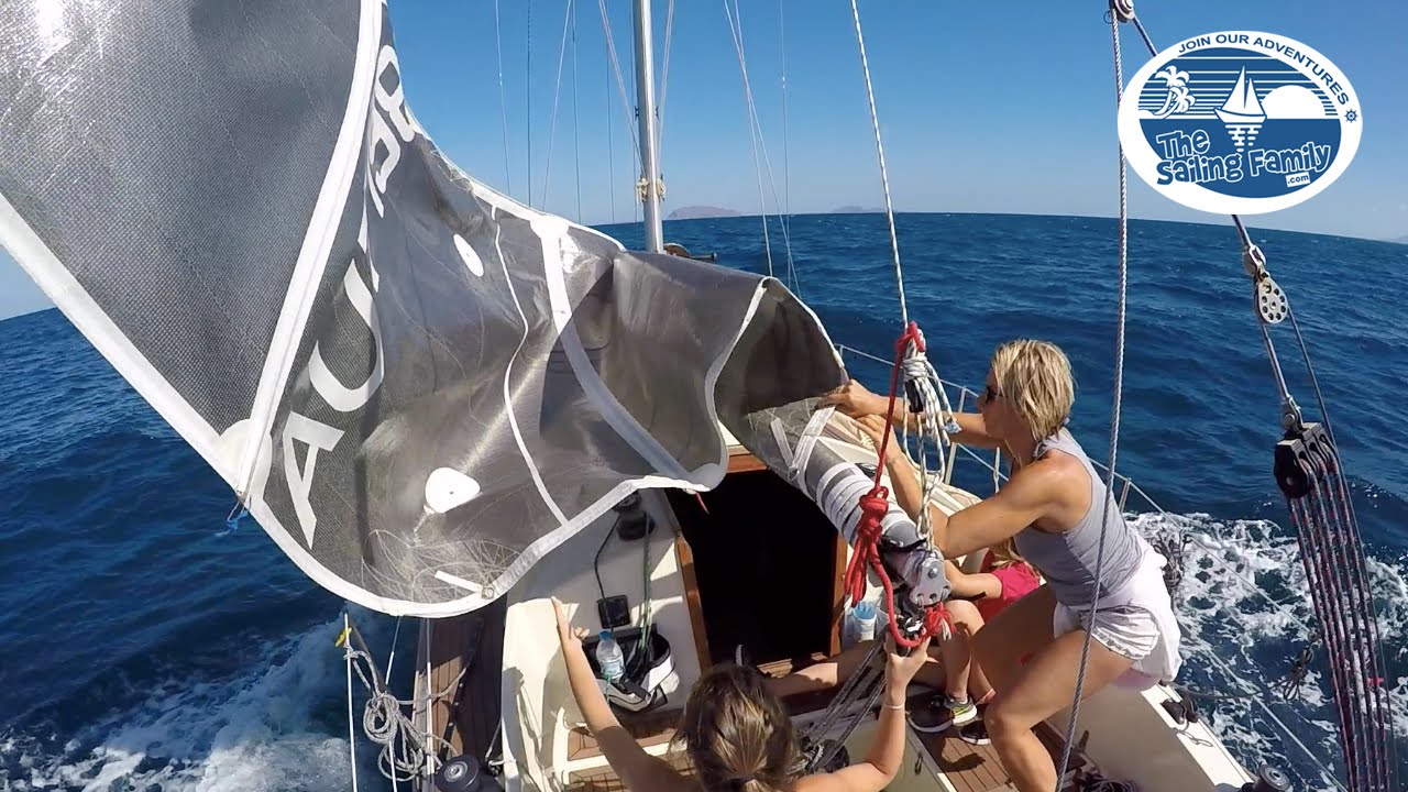 Problems at the first sailing trip with the family (The Sailing Family) Ep.5