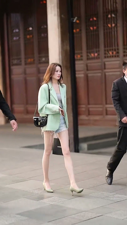 Season skin white and beautiful long legs #fashion wear take #capturing spring light and shadow