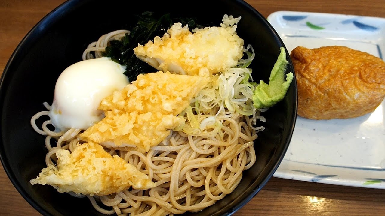 神田で評判 立ち食いそば かめや いか玉そば 名物ジャンボいなり寿司が旨い 高コスパ 東京 神田 Youtube