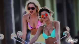 Selena Gomez Vanessa Hudgens Ashley Benson/Spring breakers set photos