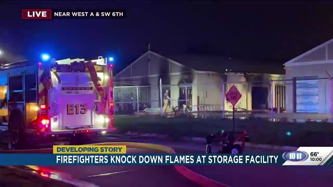 Firefighters respond to blaze at storage facility in west Lincoln - YouTube