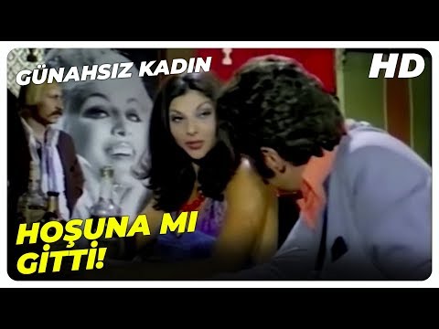 Günahsız Kadın - Murat, Hülya'nın Pavyonda Çalıştığını Öğrendi! | Arzu Okay Eski Türk Filmi