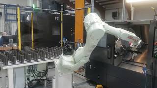 Rfa Kawasaki Robotloader Aan Doosan Draaibank Bij Van Der Vegt Fijnmetaal