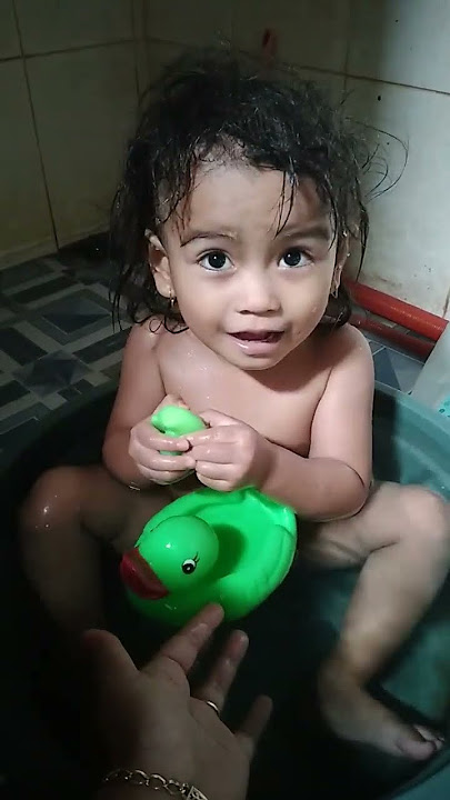 bebek berenang#shorts