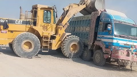 Loader cat 966f loading crush on dump truck for ready mix| Truck videos| Hard Work