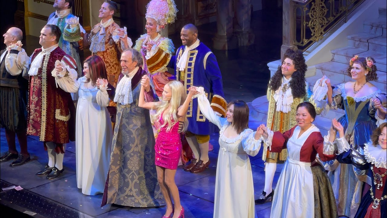 The Queen of Versailles (Kristin Chenoweth) Broadway Bows - St. James Theatre NYC - 10/30/25
