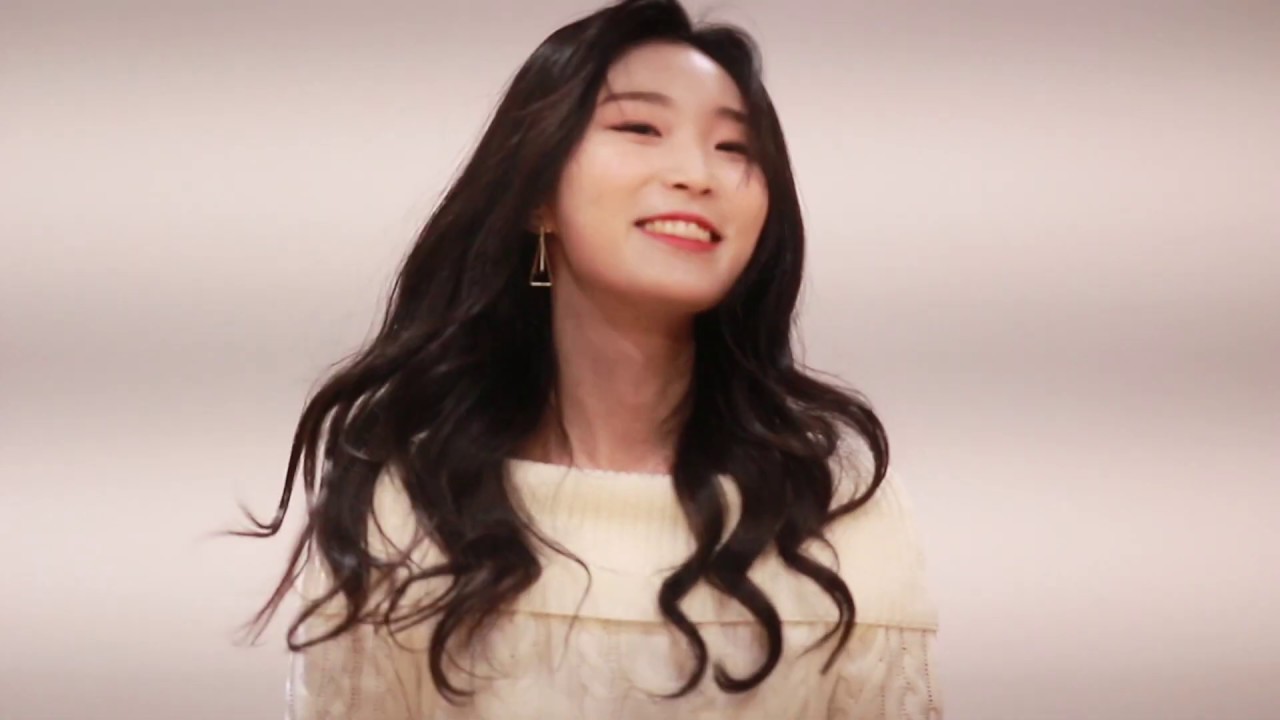 #독립단편영화 #최예지 #아트홀가얏고을 #시사회 191210 독립단편영화 흔들리는 것은 나의 몸인가 마음인가 시사회 - 최예지 직캠