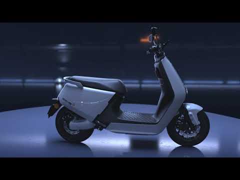 YADEA G5 Elektroroller 45 km/h, 2400W, bis zu 60 km Reichweite - video from Smart Coasting