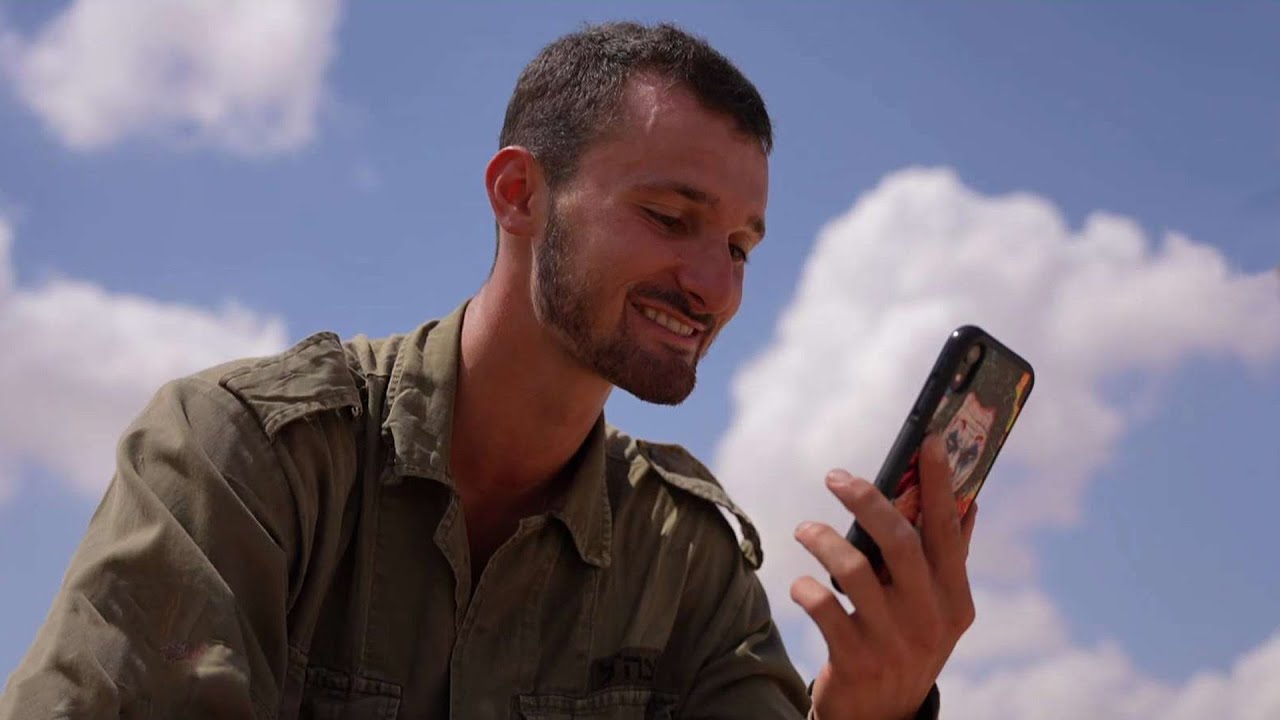 מחיילים - לצנחנים: הצצה לקורס הצניחה בצה