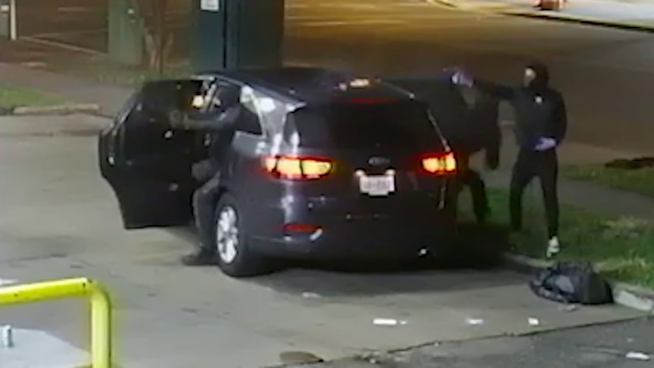 Persons And Vehicle Of Interest In Adw Gun 2900 B O Mlk Jr Ave Se On December Ussp
