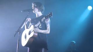 Tegan Dedicates Nineteen To Us Talks About Alcohol