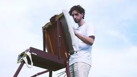 MEEDEN French Easel,Beech Wood Sketch Easel Box with Foldable Legs,Drawer Storage and Palette Tray