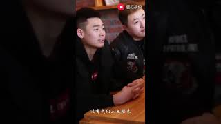 陈庆寿 王平:做人肯定不可能大不孝,肯定不会父母病重要做手术,自己有钱,还去到处找人借钱。肯定不会父母病重等手术,自己到处找朋友借钱省利息。这肯定不是骗朋友钱,肯定不是大不孝。