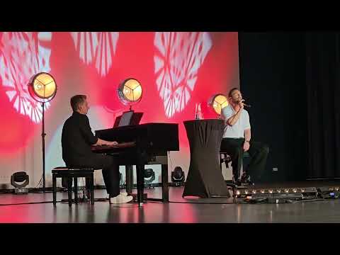 Sławek Uniatowski -