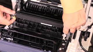Xerox® VersaLink® B605 Multifunction Printer Replacing the Transfer Roller
