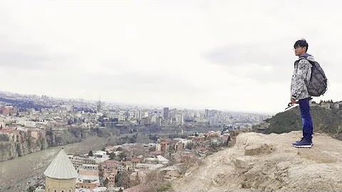 Let's go for a walk in Old Tbilisi Georgia 🇬🇪