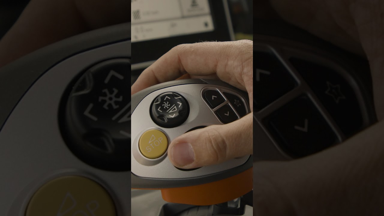 The cab of our LEXION has received many new updates 😎👌