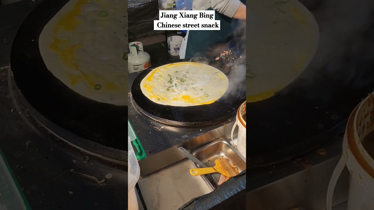 Jiang Xiang Bing is a popular Chinese street snack