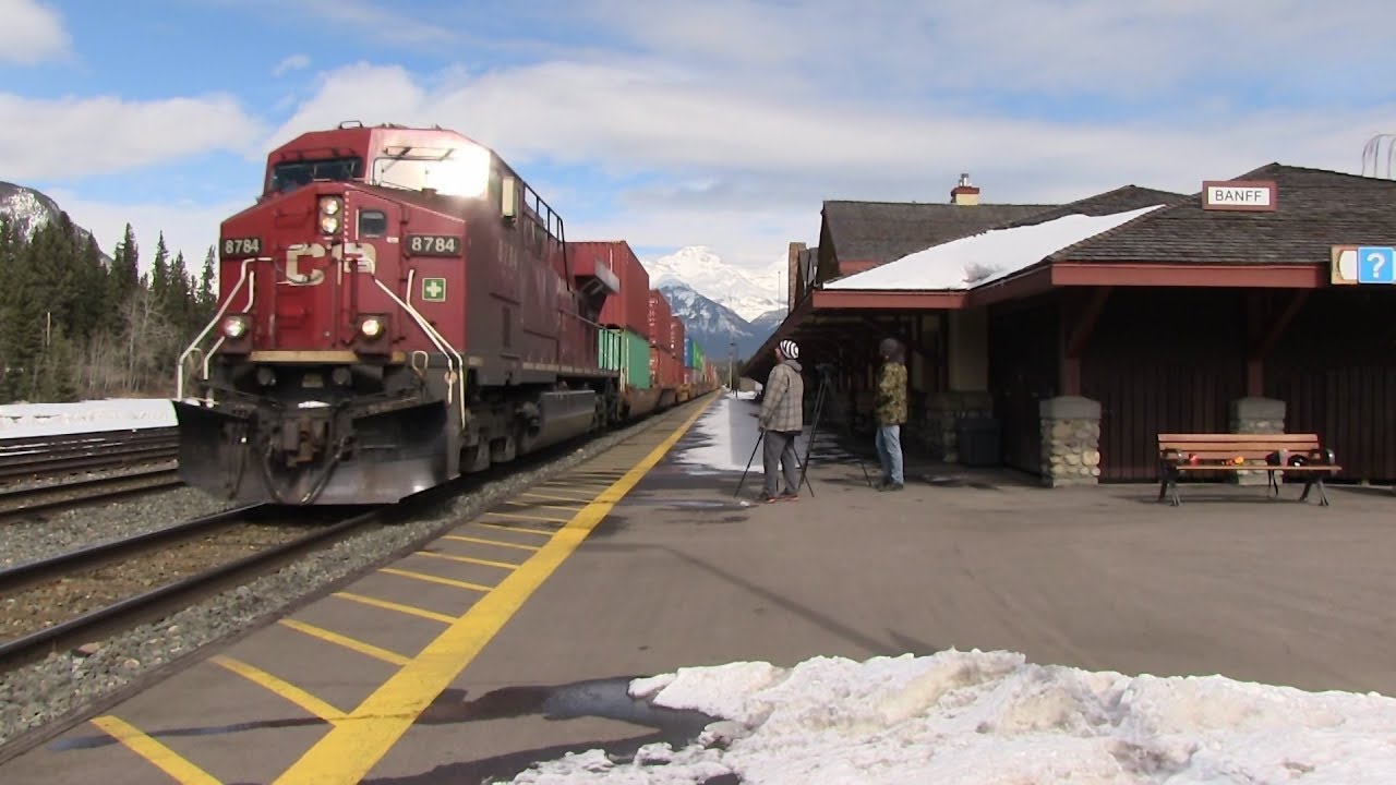 TVR Rail Spotting HD: CP 113 west at Banff west AB