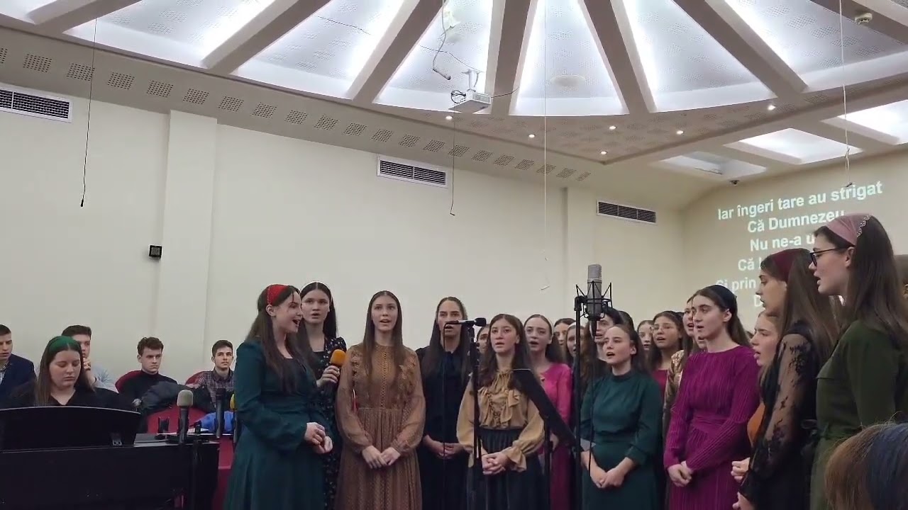 Se-aude clar în depărtări - Grupul de fete Agape Atena