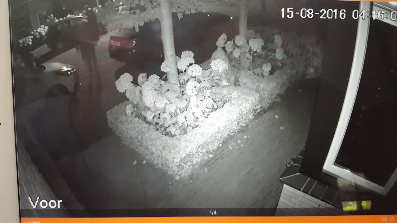 BarendrechtNU - Verdachte personen rond auto's Van Ravesteyndreef, Barendrecht