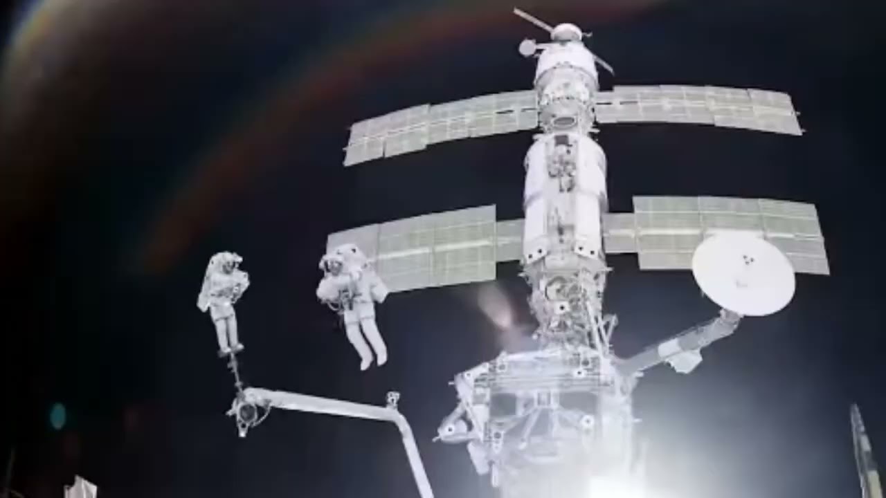 Solar Flare 2025: What You Need to Know About Potential Radio Communication Disruptions