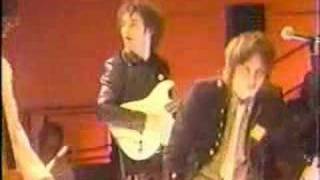 Video thumbnail of "The Strokes - Someday (Live)"