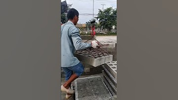 Concrete blocks stacking machine #cementbricks #cementblocks #usefultools #concreteblocks #stacker