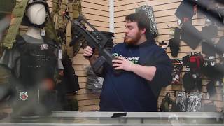 Extreme Reviews: FAMAS F1 EVO