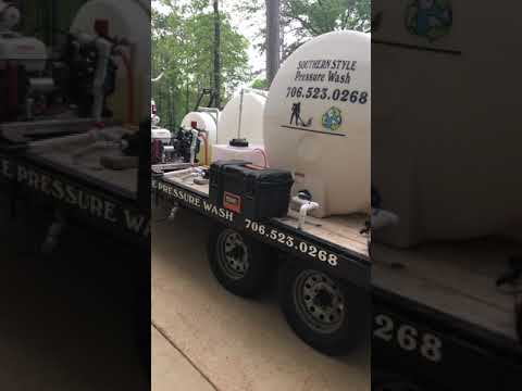 Gas roof pump