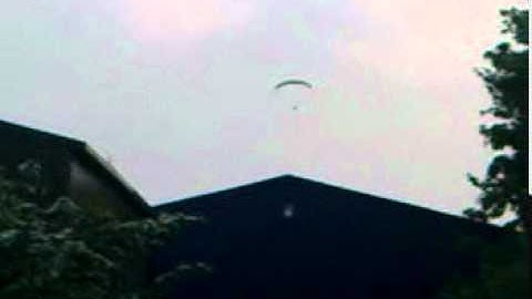 Paramotor Steve on the fresh breeze