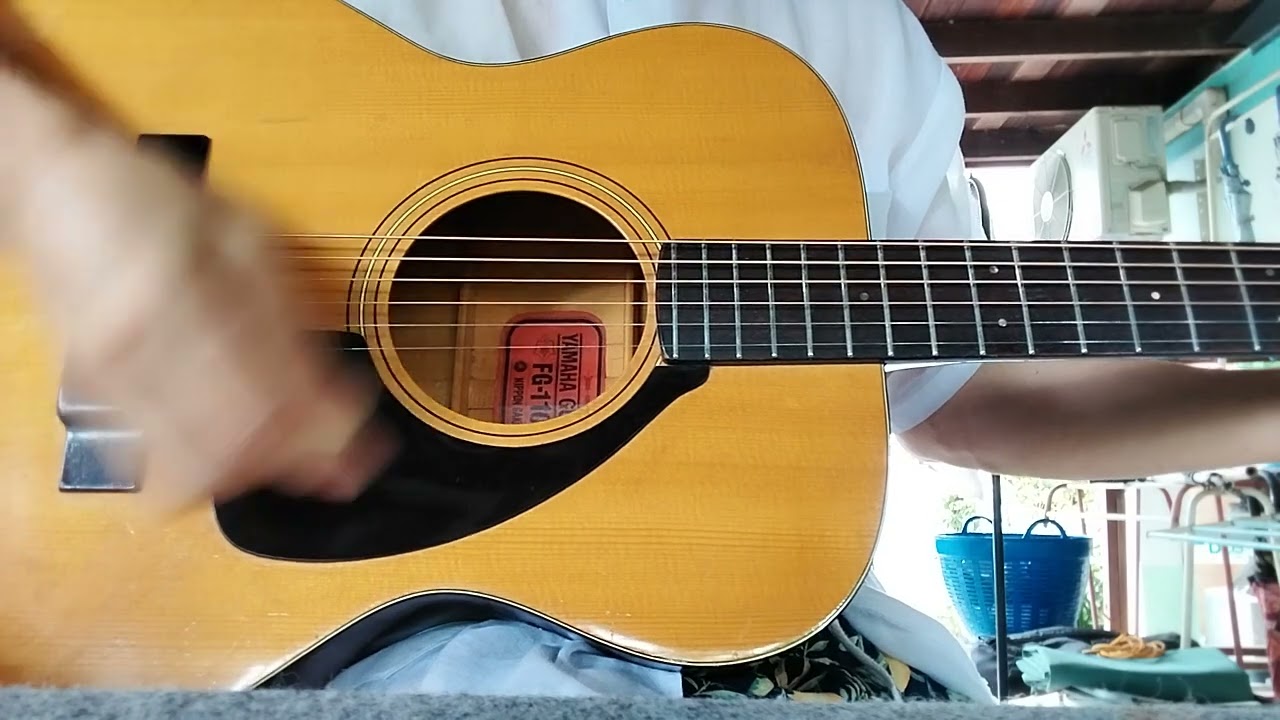 Yamaha FG-110 Red Label '1968 - YouTube