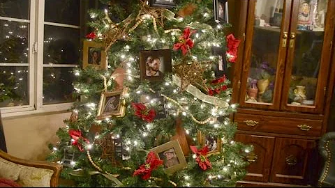 Artist Liz Lemon Swindle: Remembering Christ durin...
