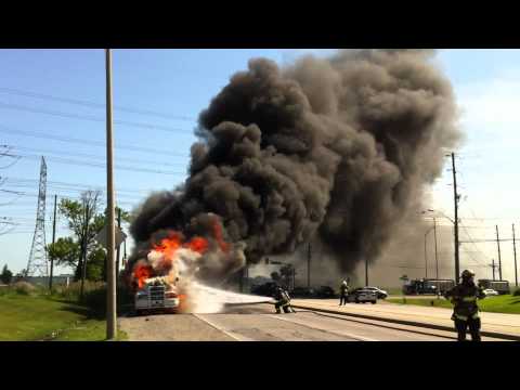 Horrific Semi Truck Fire in front of Hyundai (Raw Video) 14th June 2011