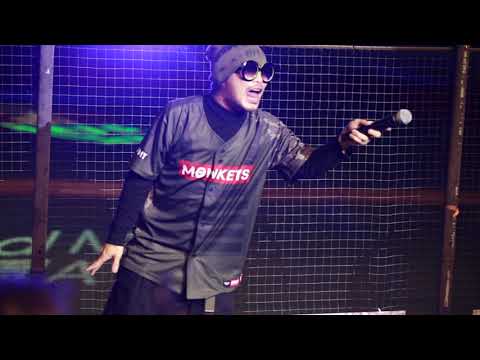 20211010 環球阿迷趴 統一v.s. 樂天 黃明志賽後演唱-飄向北方