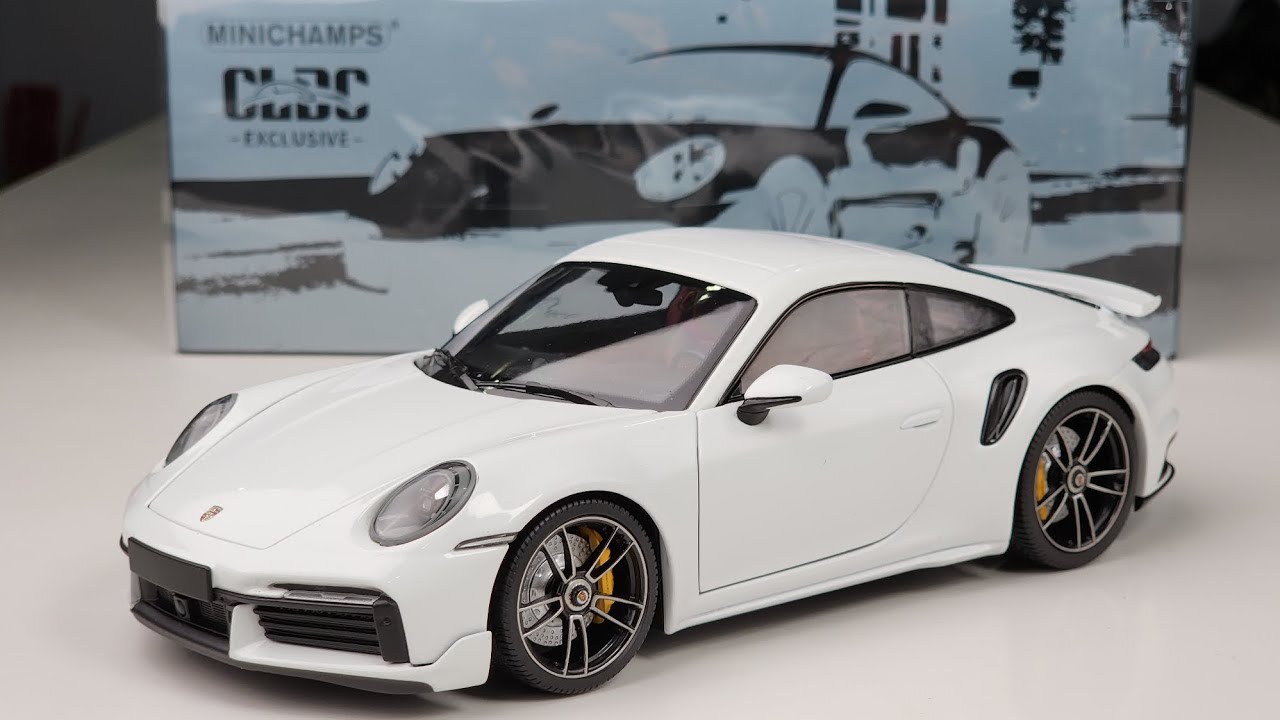 Review Porsche 911 (992) Turbo S Coupé Sport Design - 2021 