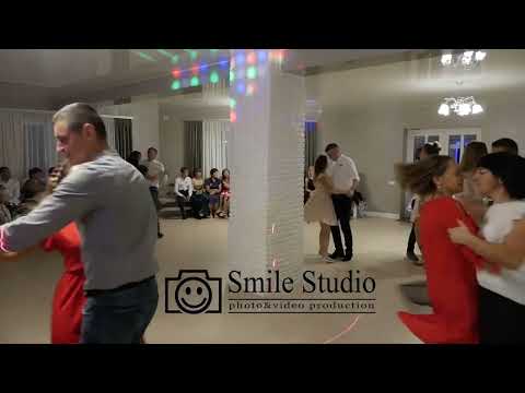 Нині нині дома сама Прийди як ясне сонечко зійде гурт Весела забава Полька весільна музика 