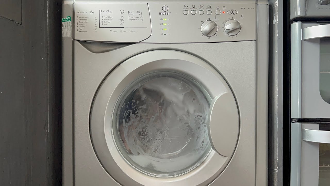 Indesit WIL143S | Special shoes 30c | Full cycle