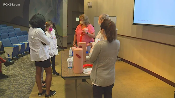 Waterbury students visit St. Mary's Hospital for p...