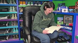 Her Knight in Shining Football Pads Chapter 52 Oliver read aloud by the author Kaity Norriss