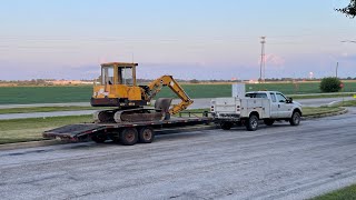 Auction Buying an Old Mini Excavator Sight Unseen and Trying it out