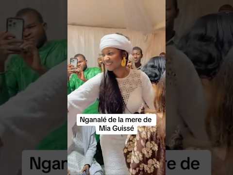 Mia Guissé nganalé makkah de sa mère #shorts #miaguisse