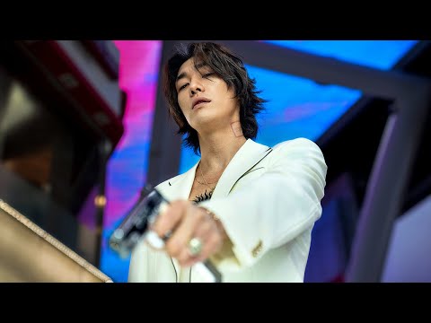 Twisted Mafia Boss Gives Out Thousands Of Free Guns To The Vulnerable Sparks Chaos 