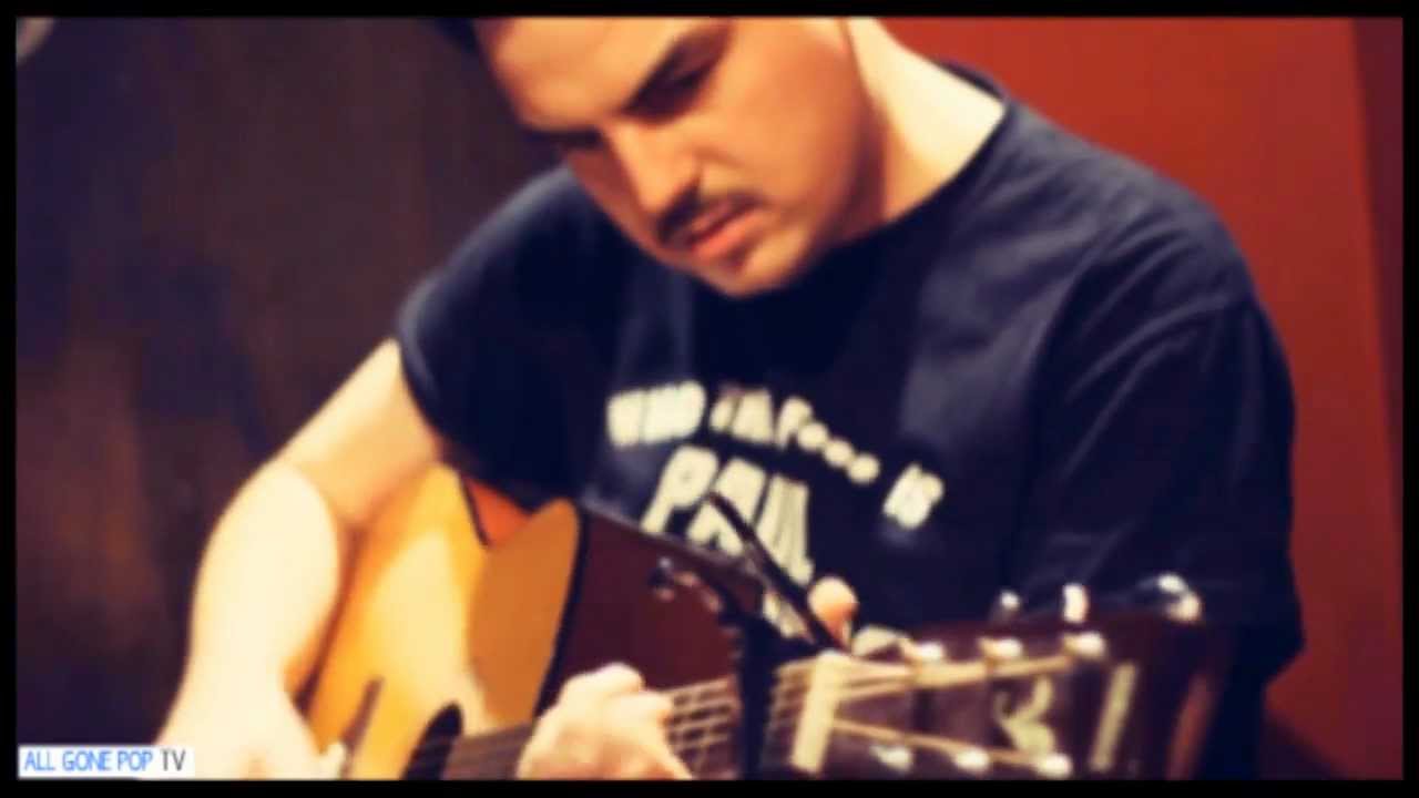 The Minutes - Black and Blue