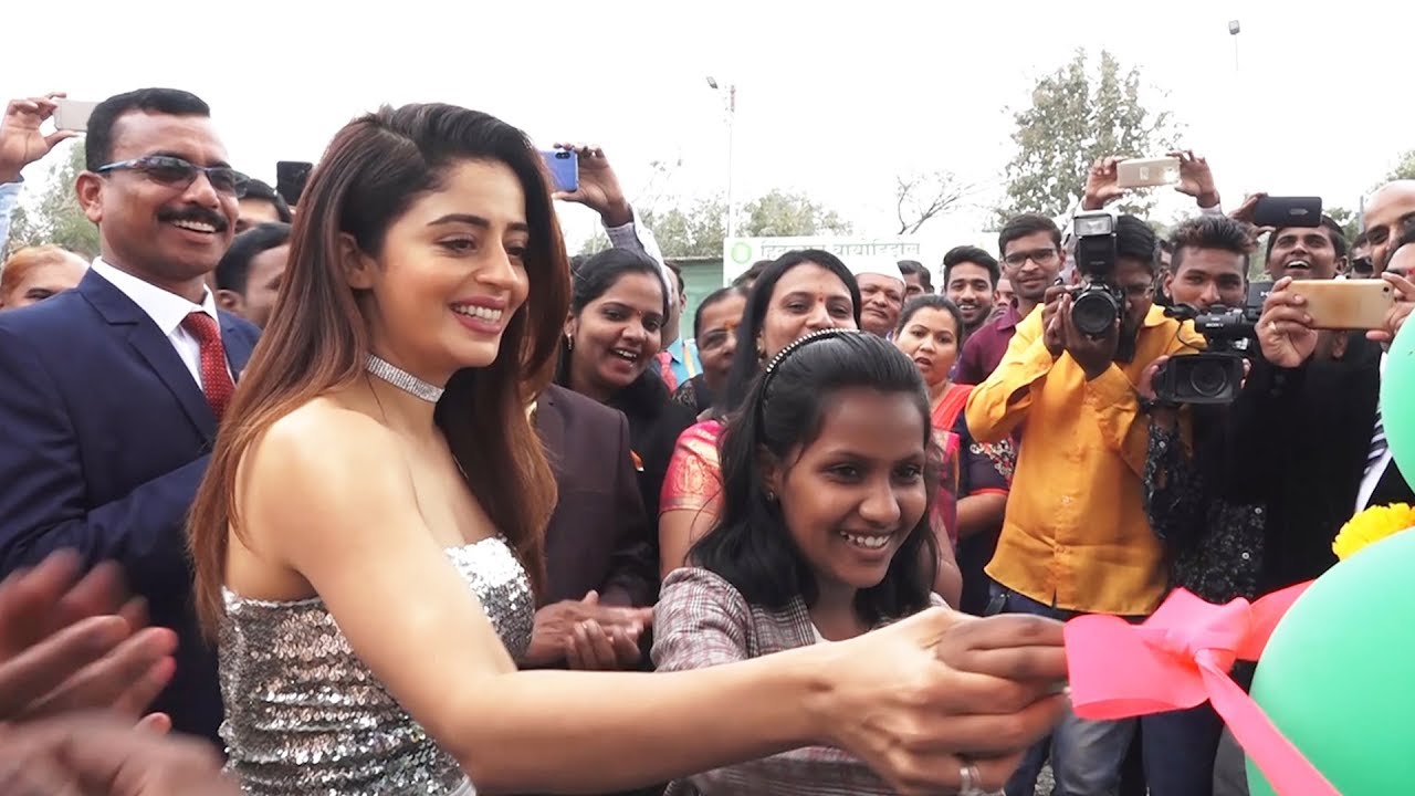 Bigg Boss 12 Fame Neha Pendse Launch First Hindustan Bio Diesel Pump Of Vaidehi Group | Uncut